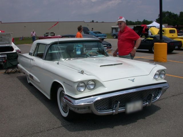 1958 Ford Thunderbird