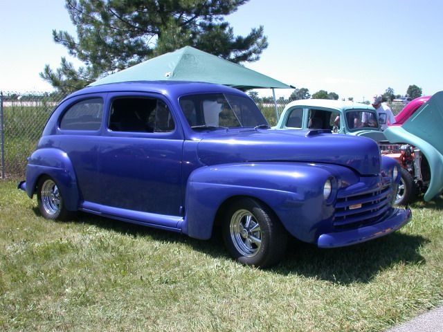 1948 Ford Sedan