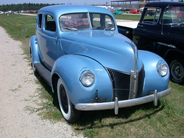 1940 Ford Sedan