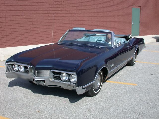 1967 Oldsmobile Delmont88