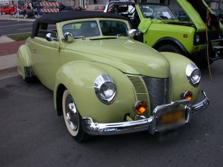1939 Ford Sedan
