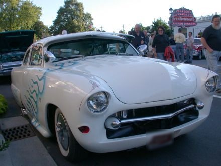 1951 Ford 2-door