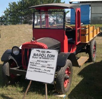 1919 Napoleon Pick up