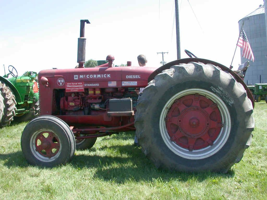 1944 International McCormick WD9