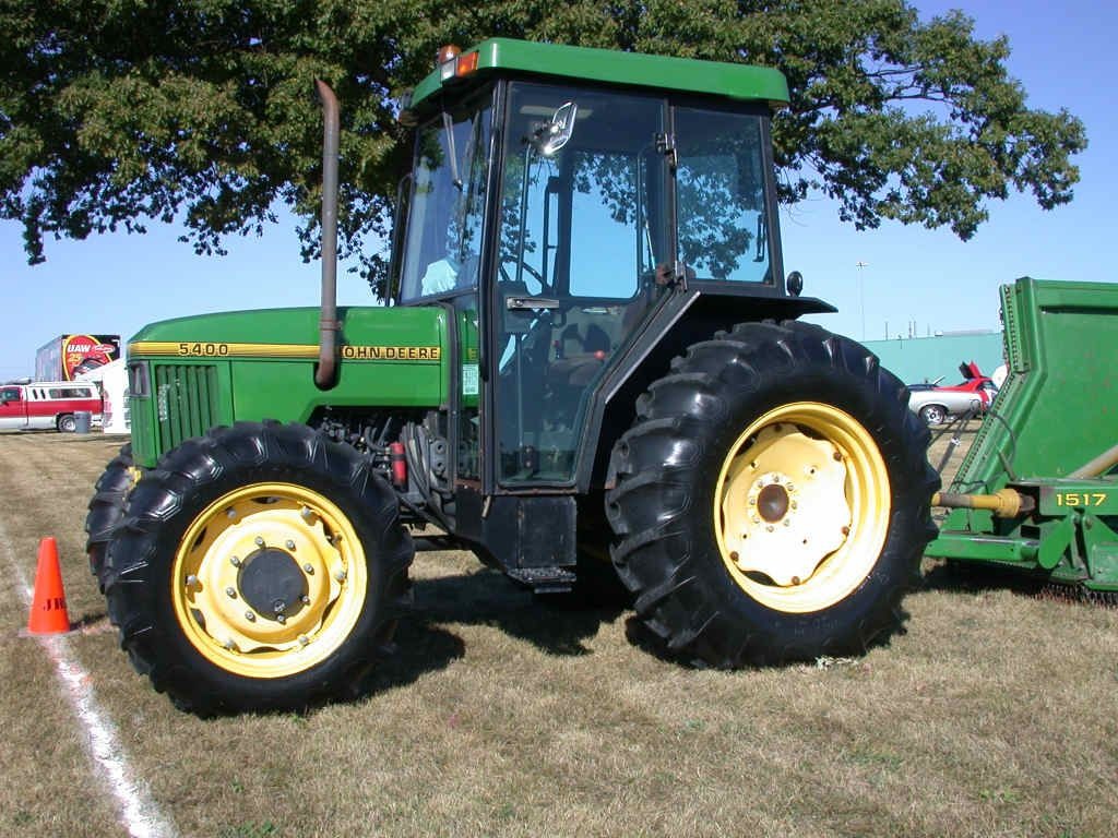 2003 John Deere 5400