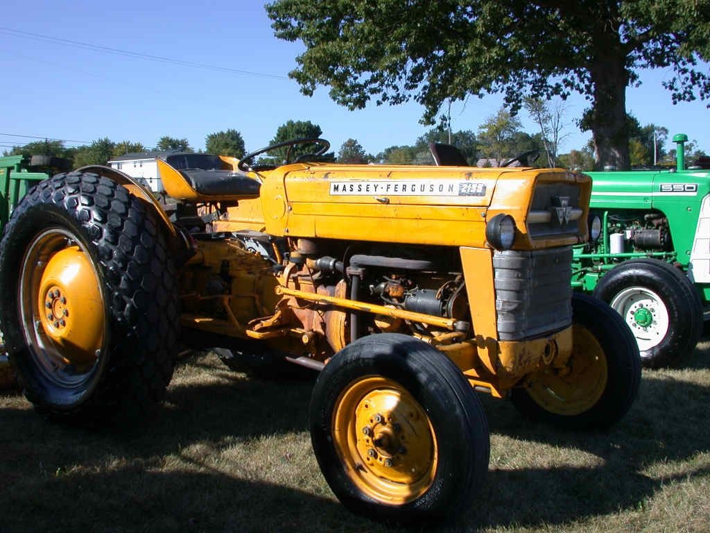 1960 Massey Ferguson 2135